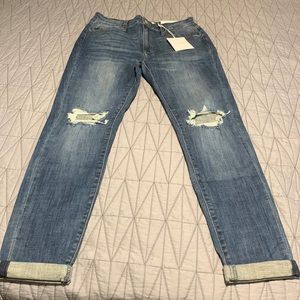 KanCan high rise medium wash ankle/cuffed skinny jeans